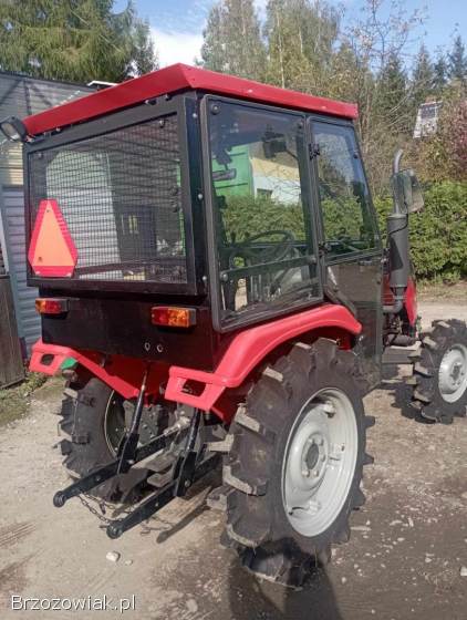 TRAKTOR,  CIĄGNIK 50KM,  NAPĘD 4X4,