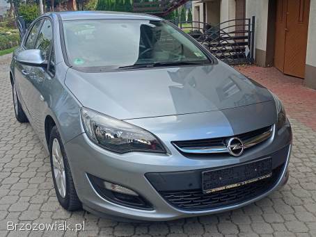 Opel Astra J -  1,  4 -  TURBO  2015