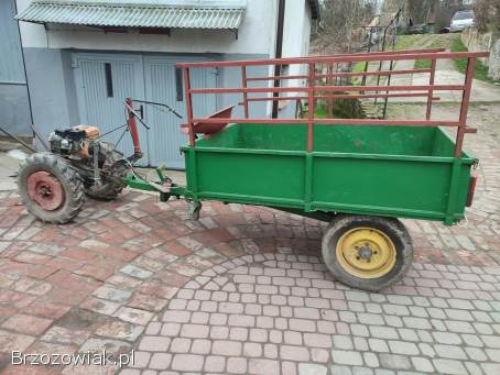 Traktorek,  ciągnik jednoosiowy z przyczepą RJS -  Dzik 1