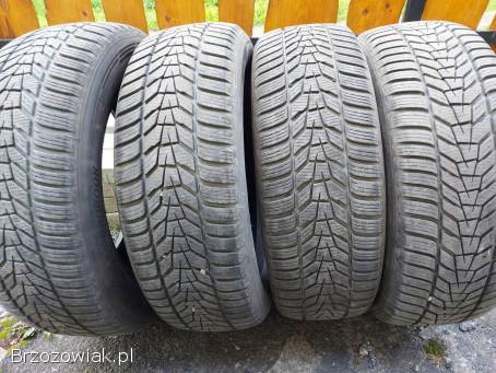 Opony zimowe Hankook 235/60R18