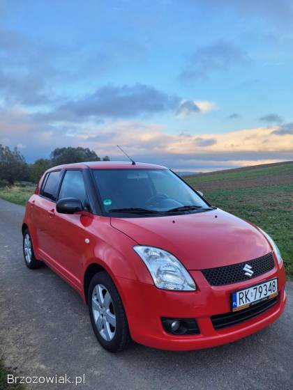 Suzuki Swift 1.  3 Benzyna  2009