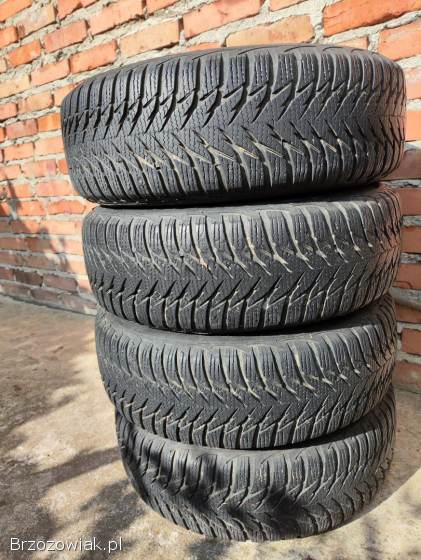 Felgi stalowe 14 cali 4x100 z oponami zimowymi Goodyear ultragrip 8 175/65 r14