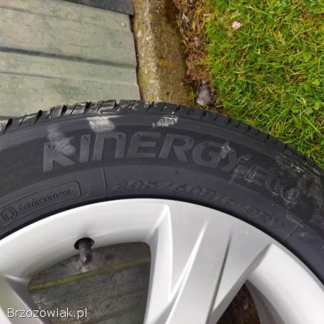 5x114,  3 alufelga oryginał hyundai i40 opona 205/60R16 i felga NOWA!