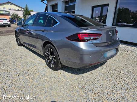 Opel Insignia Grand Sport 2021