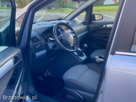 Opel Zafira B -  1.  8 Benzyna  2005