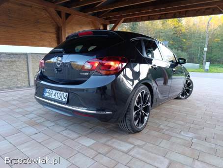 Opel Astra J 2014