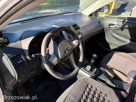 Toyota Corolla E15 2011