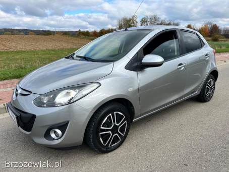 Mazda 2 1.  3B 75km klima  2011