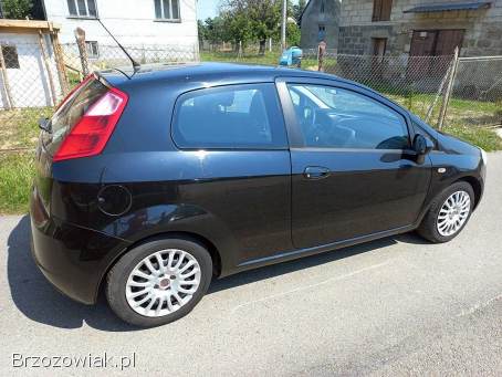 Fiat Grande Punto Benzyna 1.  2 2009