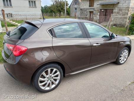 Alfa Romeo Giulietta Benzyna 1.  4 TB 2014