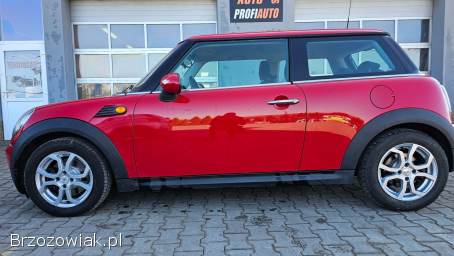 Mini ONE 1.  4 95KM 2008