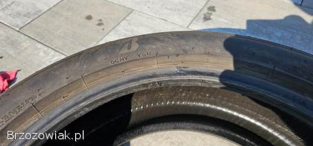 Używane opony Bridgestone Blizzak LM005 235/50R19 103V