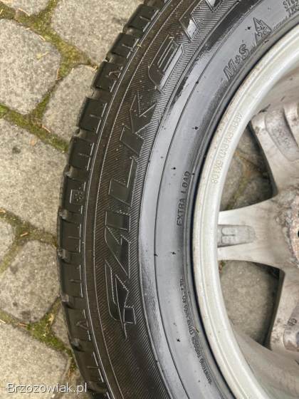 Komplet opon zimowych FALKEN z alufelgami