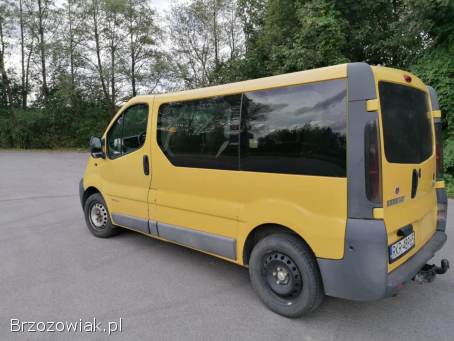 Sprzedam Renault Trafic 1.  9 DCI 100,  9-osobowy