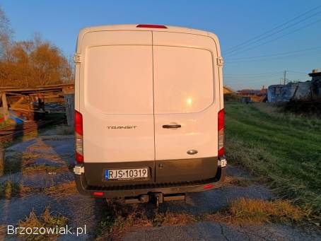 Ford Transit 2.  2 diesel,  napęd 4x4,  2015 rok,  manual hak (uciąg 2000kg),  orginał