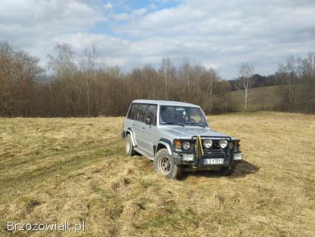 Mitsubishi Pajero 1 1990