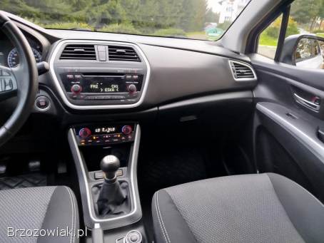 Suzuki SX4 S-Cross 1.  6 4X4 BENZYNA 2015