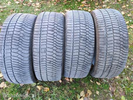 Opony wielosezonowe 235/55R18