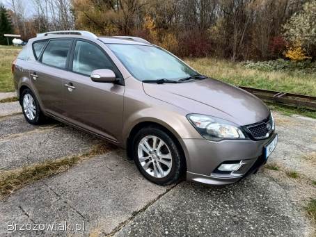 Kia Cee'd 1.  6 CRDI kombi 2012