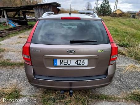 Kia Cee'd 1.  6 CRDI kombi 2012