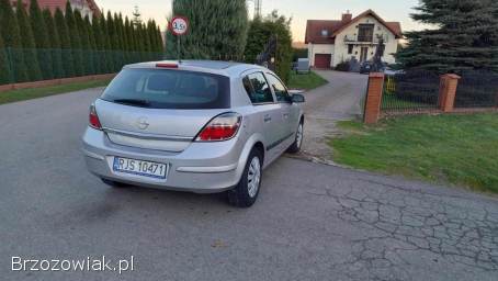 Opel Astra Sprowadzony 2009