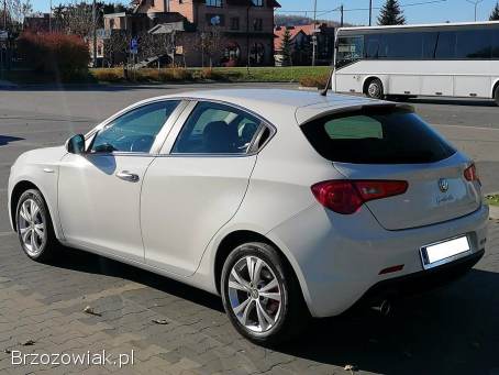 Alfa Romeo Giulietta Benzyna1.  4 Turbo 2011