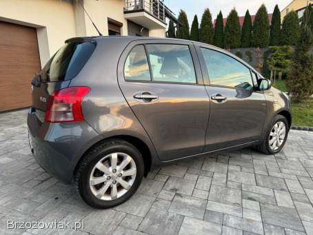 Toyota Yaris 1.  3 benzyna  2008