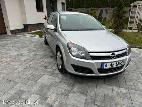 Opel Astra 136.  000 km  2007