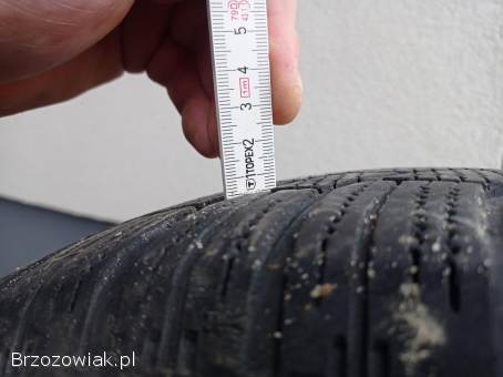 Opony zimowe na kołach stalowych