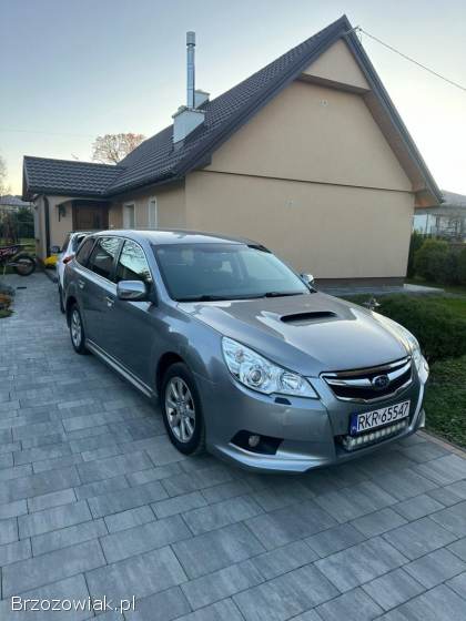 Subaru Legacy 2011