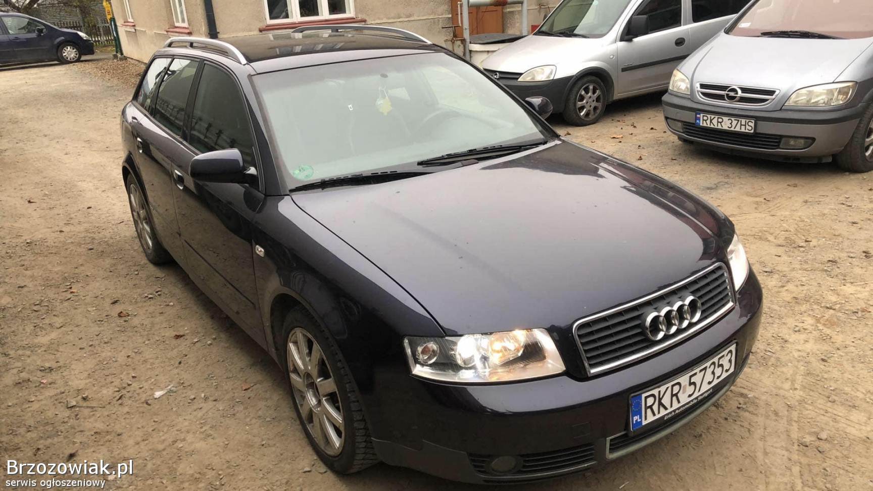 Audi A4 2.  0b zadbany  2003