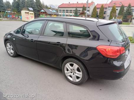 Opel Astra Diesel 2.  0 CDTi 2011