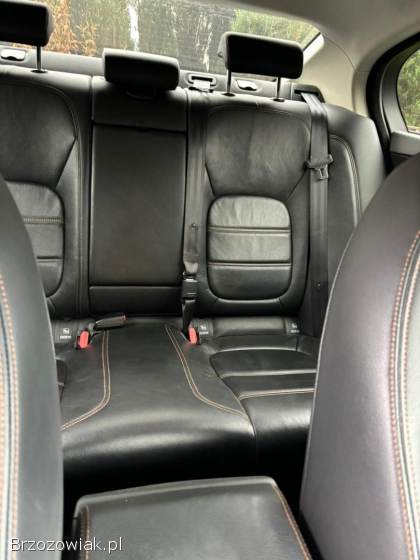 Jaguar XE Prestige  2016