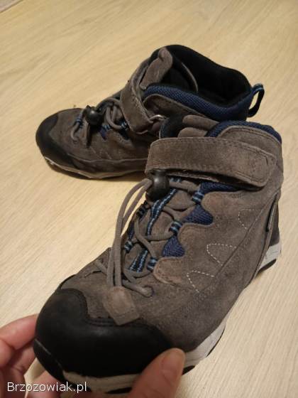 Buty chłopięce
