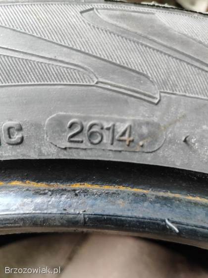 Opony zimowe VREDESTEIN 205/55 R16