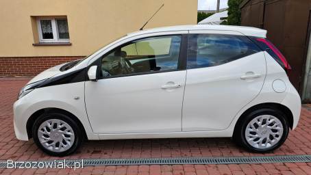 Toyota Aygo 1.  0 72KM LED  2021