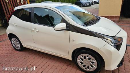 Toyota Aygo 1.  0 72KM LED  2021