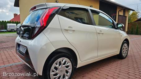 Toyota Aygo 1.  0 72KM LED  2021