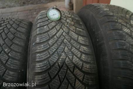 215/70R16 Nexen Winguard SNOV G3 7,  2 mm 2021 rok Rav-4 alufelgi