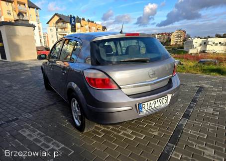 Opel Astra H 2004