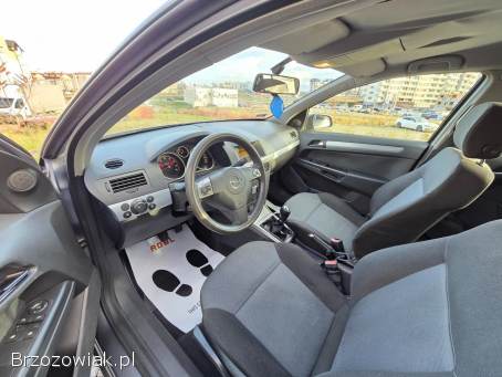 Opel Astra H 2004