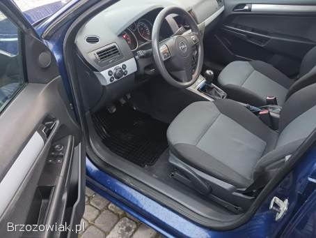 Opel Astra 1.  6i 185tyś km 2006