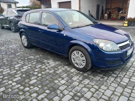 Opel Astra 1.  6i 185tyś km 2006