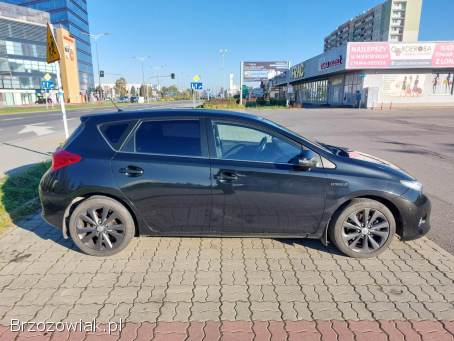 Toyota Auris Prestige 2014