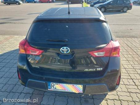 Toyota Auris Prestige 2014