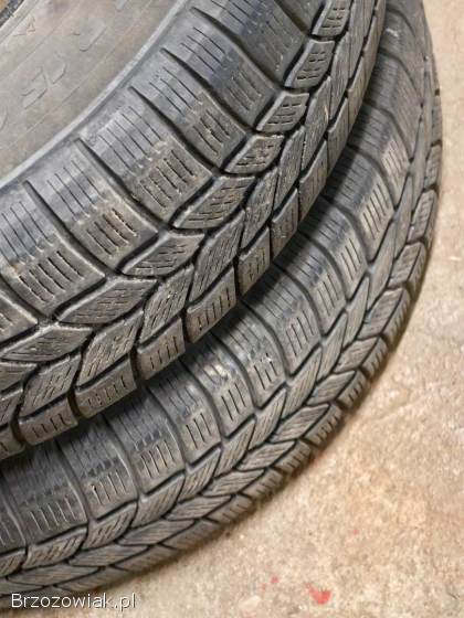 2x opona zimowa Michelin Agillis 215/65 R15 C 2023r.