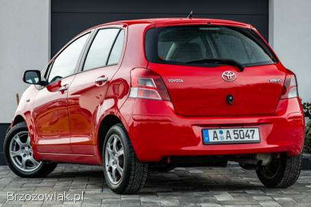 Toyota Yaris LIFT 1.  3 BENZYNA 2010