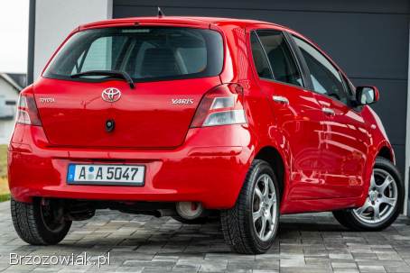 Toyota Yaris LIFT 1.  3 BENZYNA 2010