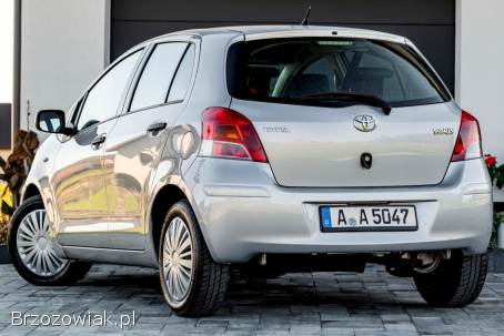 Toyota Yaris LIFT 1.  3 BENZYNA 2010