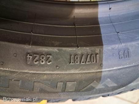 Opony zimowe 215/55 R17 Pirelli Powergy Winter